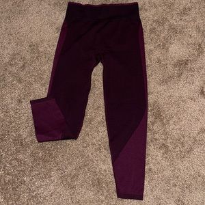 PINK seamless leggings, maroon. Size L